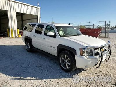 Zdjęcie 14 z 15 samochodu: 2013 CHEVROLET SUBURBAN K1500 LT VIN:1GNSKJE72DR308844 - miniatura