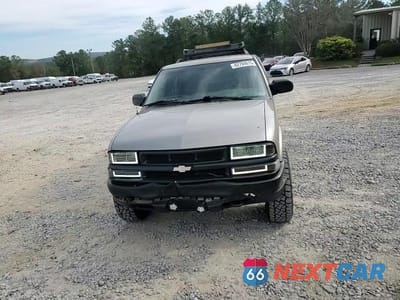 Zdjęcie 13 z 14 samochodu: 2004 CHEVROLET BLAZER VIN:1GNDT13X44K159774 - miniatura