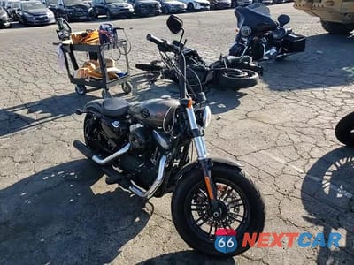 Zdjęcie 10 z 10 samochodu: 2019 HARLEY-DAVIDSON XL1200 X VIN:1HD1LC318KC401863 - miniatura