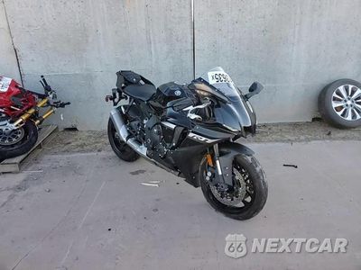 Zdjęcie 10 z 10 samochodu: 2024 YAMAHA YZFR1 VIN:JYARN66E5RA004093 - miniatura