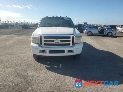 Zdjęcie 11 z 13 samochodu: 2017 FORD F450 SUPER DUTY BUCKET TRUCK VIN:1FDUF4GY4HEE36945 - miniatura