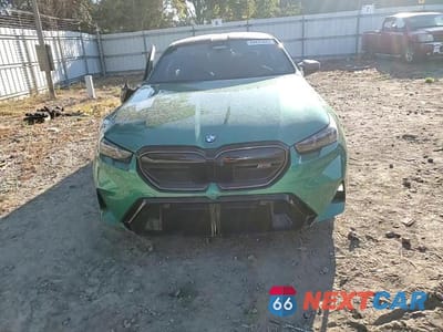 Zdjęcie 14 z 15 samochodu: 2026 BMW M5 VIN:WBS83FK05TCV67939 - miniatura
