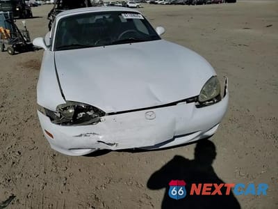 Zdjęcie 13 z 14 samochodu: 2001 MAZDA MX-5 MIATA BASE VIN:JM1NB353210204918 - miniatura