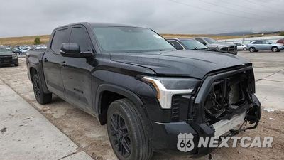 Zdjęcie 14 z 15 samochodu: 2024 TOYOTA TUNDRA CREWMAX SR VIN:5TFLA5DB3RX188441 - miniatura