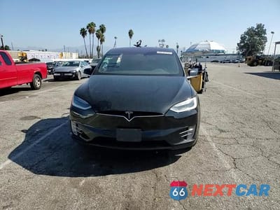 Zdjęcie 14 z 15 samochodu: 2018 TESLA MODEL X VIN:5YJXCAE2XJF113494 - miniatura