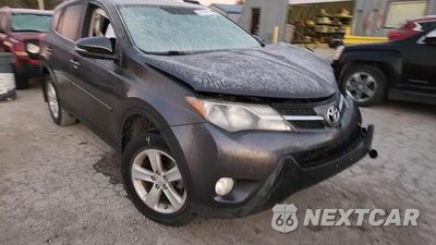 Zdjęcie 14 z 15 samochodu: 2014 TOYOTA RAV4 XLE VIN:JTMWFREV1EJ015271 - miniatura