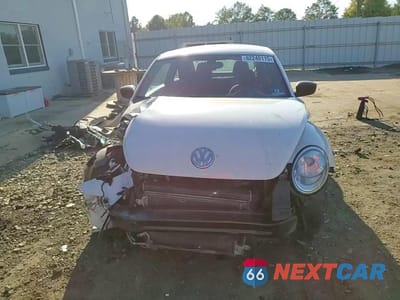 Zdjęcie 13 z 14 samochodu: 2016 VOLKSWAGEN BEETLE 1.8T VIN:3VWF17AT1GM621924 - miniatura