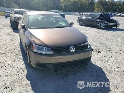 Zdjęcie 13 z 14 samochodu: 2012 VOLKSWAGEN JETTA SE VIN:3VWDP7AJ1CM308726 - miniatura