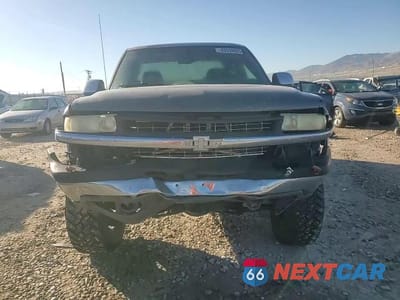Zdjęcie 14 z 15 samochodu: 2001 CHEVROLET SILVERADO K1500 VIN:2GCEK19T411296326 - miniatura