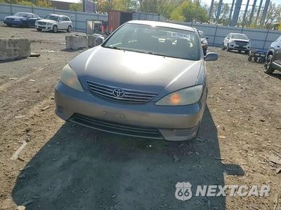 Zdjęcie 13 z 13 samochodu: 2006 TOYOTA CAMRY LE VIN:4T1BE32K56U641913 - miniatura
