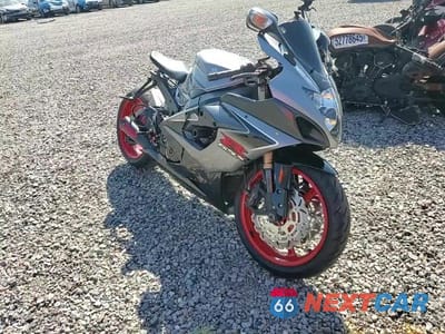 Zdjęcie 10 z 10 samochodu: 2006 SUZUKI GSX-R1000 VIN:JS1GT76AX62102752 - miniatura