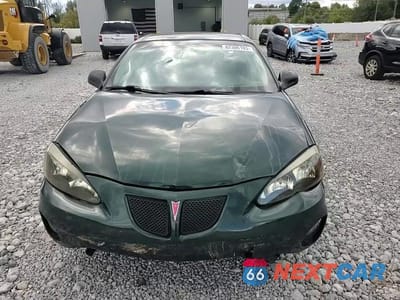 Zdjęcie 14 z 15 samochodu: 2004 PONTIAC GRAND PRIX GT VIN:2G2WP522341263390 - miniatura