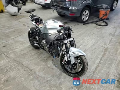 Zdjęcie 10 z 10 samochodu: 2018 KAWASAKI ZX1000 R VIN:JKAZXCR10JA007083 - miniatura