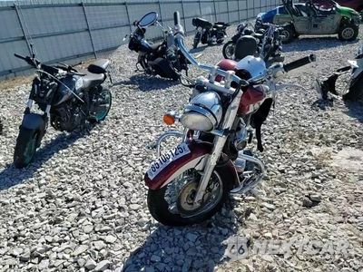 Zdjęcie 9 z 9 samochodu: 2001 HONDA VT750 CD2 VIN:JH2RC44611M452397 - miniatura