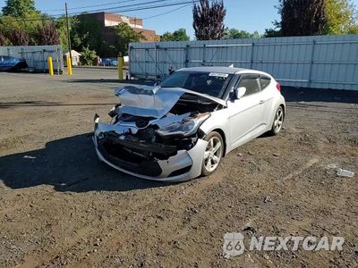 Zdjęcie 14 z 15 samochodu: 2013 HYUNDAI VELOSTER VIN:KMHTC6AD9DU086279 - miniatura