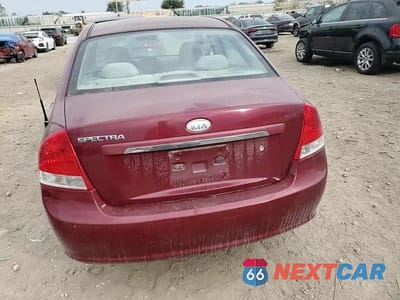 Zdjęcie 13 z 14 samochodu: 2007 KIA SPECTRA EX VIN:KNAFE122175428508 - miniatura