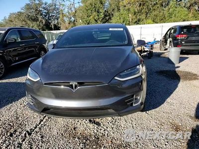 Zdjęcie 14 z 15 samochodu: 2017 TESLA MODEL X VIN:5YJXCBE20HF077816 - miniatura