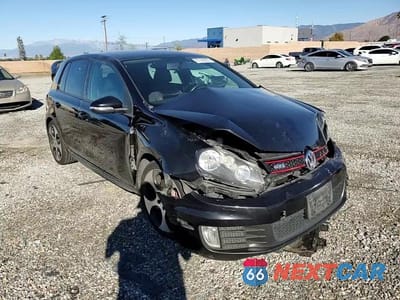 Zdjęcie 13 z 14 samochodu: 2010 VOLKSWAGEN GTI VIN:WVWHD7AJ0AW425692 - miniatura