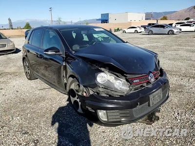 Zdjęcie 13 z 14 samochodu: 2010 VOLKSWAGEN GTI VIN:WVWHD7AJ0AW425692 - miniatura