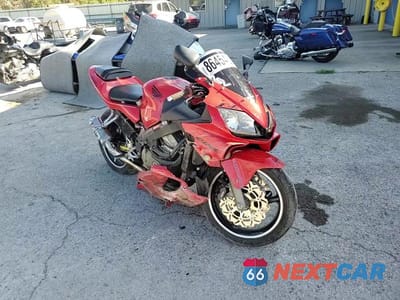 Zdjęcie 10 z 10 samochodu: 2001 HONDA CBR600 F4 VIN:JH2PC35061M205534 - miniatura