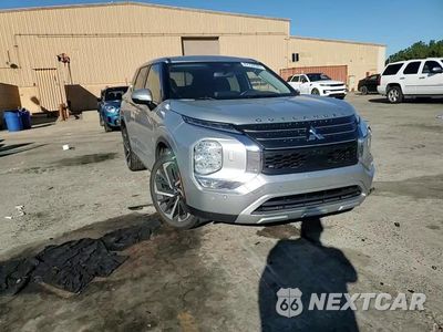 Zdjęcie 14 z 15 samochodu: 2023 MITSUBISHI OUTLANDER SE VIN:JA4J4UA88PZ018718 - miniatura