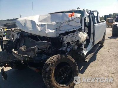 Zdjęcie 14 z 14 samochodu: 2021 CHEVROLET SILVERADO K1500 LT TRAIL BOSS VIN:1GCPYFED9MZ389955 - miniatura