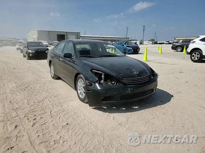 Zdjęcie 14 z 15 samochodu: 2002 LEXUS ES 300 VIN:JTHBF30G520048679 - miniatura