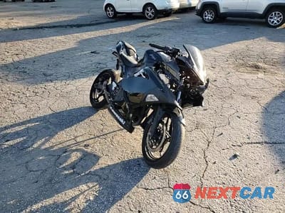 Zdjęcie 10 z 11 samochodu: 2019 KAWASAKI EX400 VIN:JKAEXKH19KDA40595 - miniatura