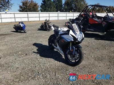 Zdjęcie 10 z 10 samochodu: 2023 SUZUKI GSX-R750 VIN:JS1GR7MA1P7100619 - miniatura