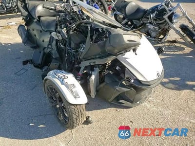 Zdjęcie 9 z 9 samochodu: 2021 CAN-AM SPYDER ROADSTER RT VIN:2BXNBDD43MV000274 - miniatura