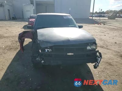 Zdjęcie 14 z 15 samochodu: 2001 CHEVROLET BLAZER VIN:1GNCS13W51K137543 - miniatura