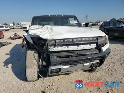 Zdjęcie 14 z 15 samochodu: 2024 GMC HUMMER SUV 3X VIN:1GKB0RDC4RU110531 - miniatura