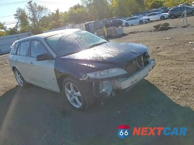Zdjęcie 14 z 15 samochodu: 2004 MAZDA 6 S VIN:1YVFP82D245N60996 - miniatura