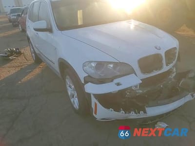 Zdjęcie 15 z 15 samochodu: 2013 BMW X5 XDRIVE35I VIN:5UXZV4C51D0B17049 - miniatura