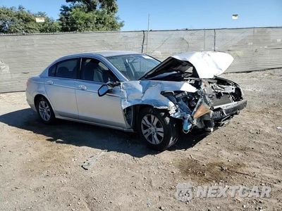 Zdjęcie 14 z 14 samochodu: 2010 HONDA ACCORD LX VIN:1HGCP2F34AA003745 - miniatura