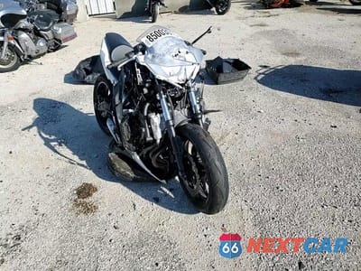 Zdjęcie 10 z 10 samochodu: 2025 KAWASAKI EX650 R VIN:ML5EXER15SDAG3478 - miniatura