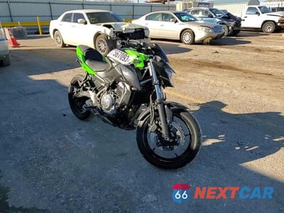 Zdjęcie 12 z 12 samochodu: 2017 KAWASAKI ER650 G VIN:JKAEREG13HDA00101 - miniatura