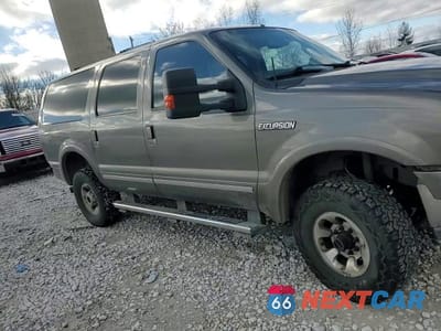 Zdjęcie 11 z 15 samochodu: 2004 FORD EXCURSION LIMITED VIN:1FMSU43P74EB12117 - miniatura