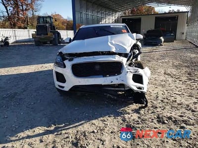 Zdjęcie 12 z 14 samochodu: 2018 JAGUAR E-PACE SE VIN:SADFP2FX1J1Z32312 - miniatura