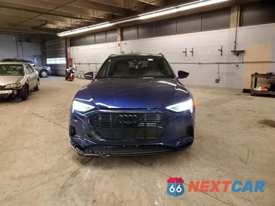 Zdjęcie 11 z 14 samochodu: 2022 AUDI E-TRON PREMIUM VIN:WA1AAAGE8NB037487 - miniatura