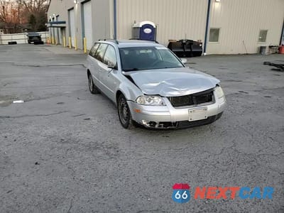 Zdjęcie 11 z 14 samochodu: 2003 VOLKSWAGEN PASSAT GL VIN:WVWND63B83E375197 - miniatura