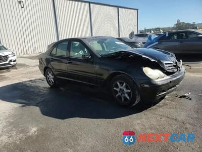 Zdjęcie 11 z 14 samochodu: 2003 MERCEDES-BENZ C 320 VIN:WDBRF64J73F309654 - miniatura