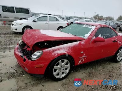 Zdjęcie 11 z 14 samochodu: 1999 MERCEDES-BENZ SLK 230 KOMPRESSOR VIN:WDBKK47F9XF101001 - miniatura
