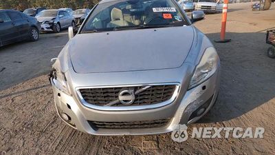 Zdjęcie 13 z 13 samochodu: 2013 VOLVO C70 T5 VIN:YV1672MC2DJ139062 - miniatura
