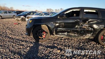 Zdjęcie 13 z 13 samochodu: 2018 JEEP GRAND CHEROKEE SRT-8 VIN:1C4RJFDJ6JC276497 - miniatura