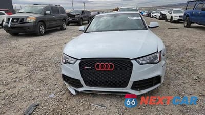 Zdjęcie 13 z 14 samochodu: 2013 AUDI RS5 VIN:WUAC6AFR4DA902306 - miniatura