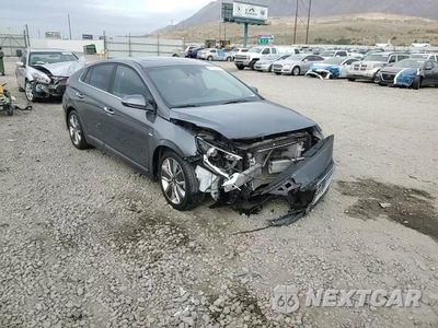 Zdjęcie 14 z 16 samochodu: 2019 HYUNDAI IONIQ LIMITED VIN:KMHC05LC8KU136187 - miniatura