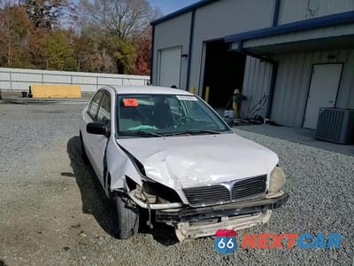 Zdjęcie 13 z 13 samochodu: 2003 MITSUBISHI LANCER ES VIN:JA3AJ26E33U080695 - miniatura