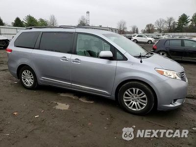 Zdjęcie 14 z 15 samochodu: 2013 TOYOTA SIENNA XLE VIN:5TDYK3DC5DS303944 - miniatura