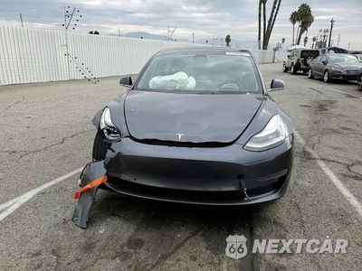 Zdjęcie 13 z 13 samochodu: 2020 TESLA MODEL 3 VIN:5YJ3E1EA5LF611458 - miniatura